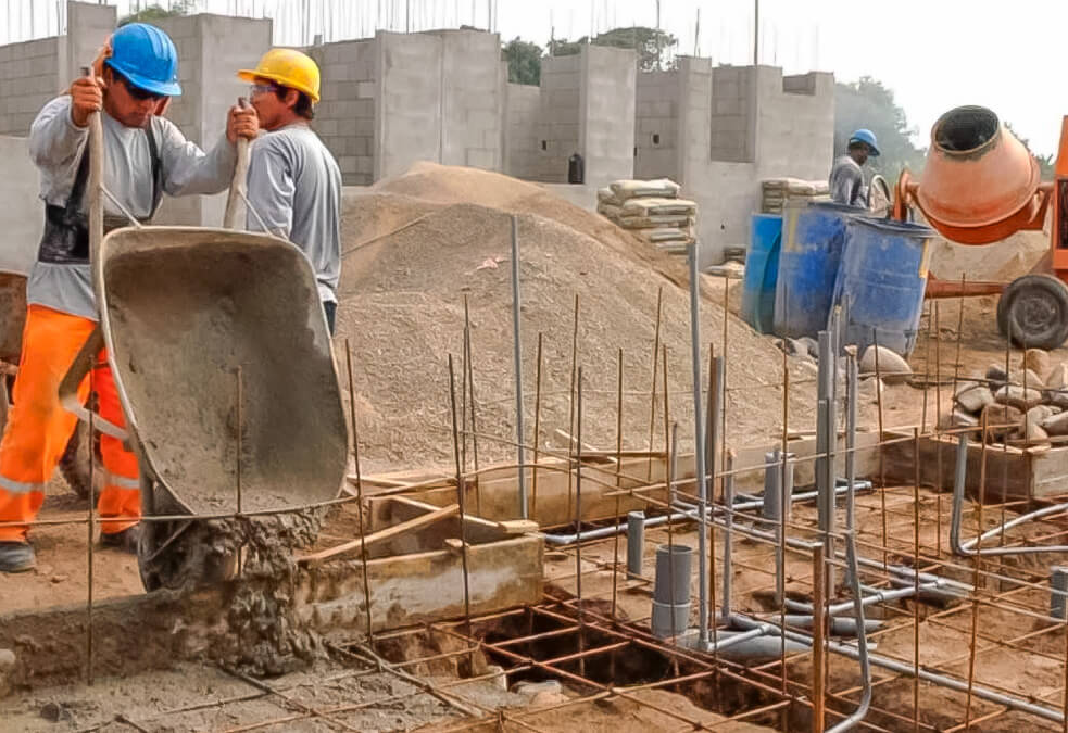 servicios tributarios, financieros, contables, auditorias, servicios legales y asesorías empresarial